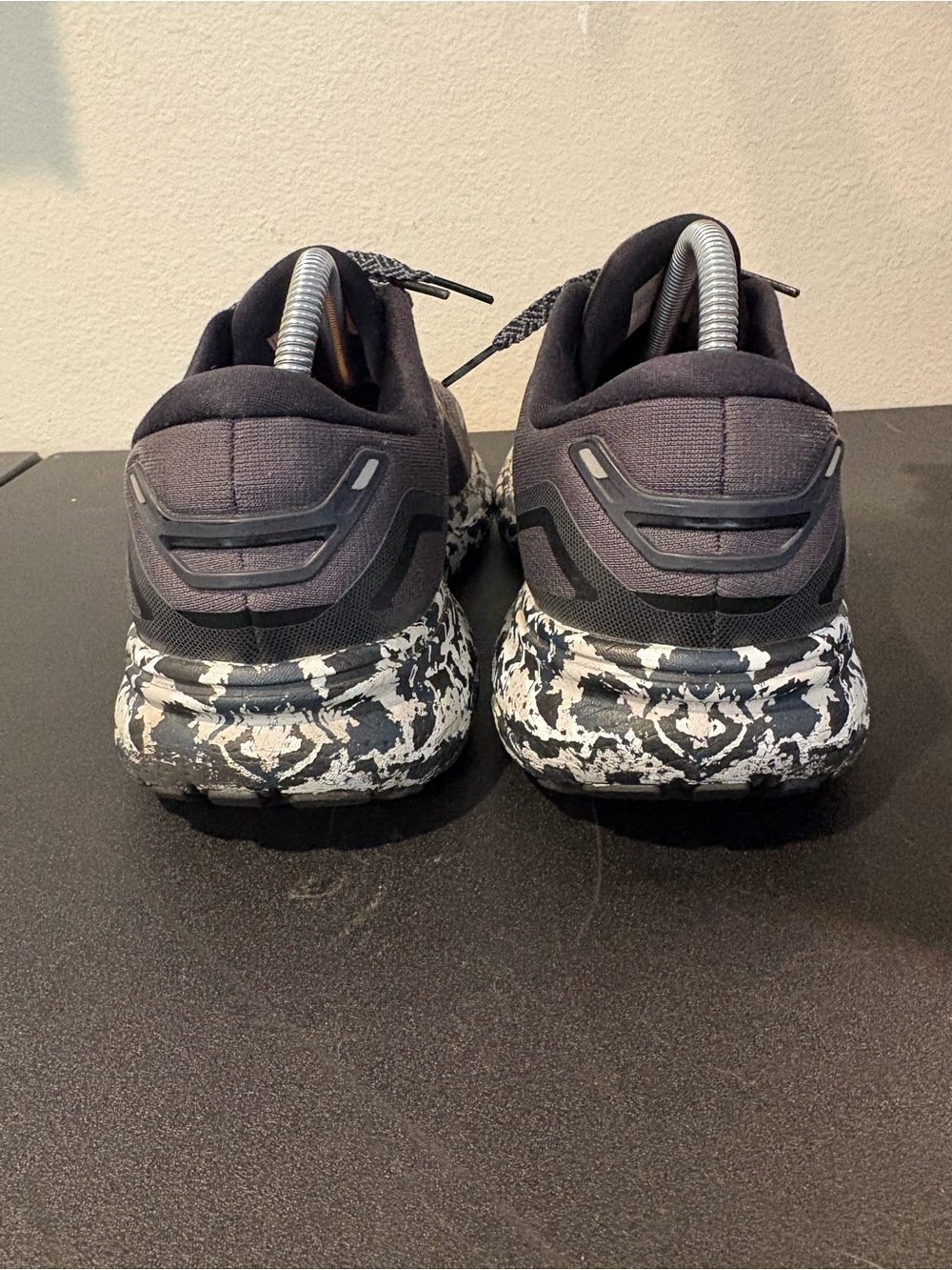 Brooks Women’s Ghost 15 Gray Black Marbled Running Shoes Size 10.5 Fast Shipping - Picture 9 of 9